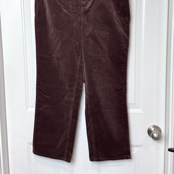 NWT Talbots Chocolate Corduroy Straight Leg Pants, Size 6 Petite - Picture 2 of 7
